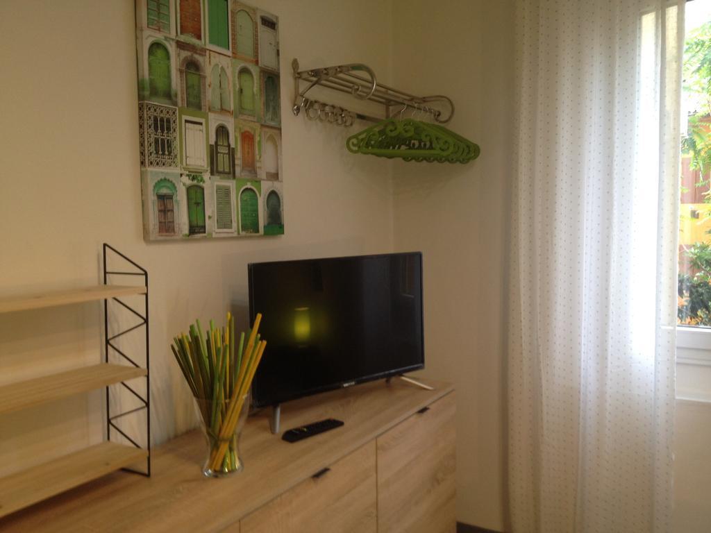 Decorialab Apartments Bologna Bagian luar foto